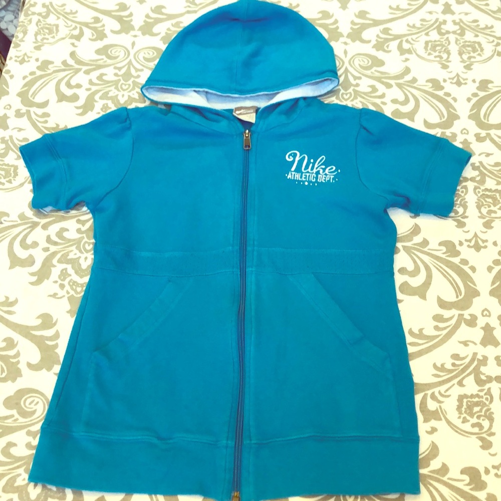 Girls L Short Sleeve Nike Sweatshirt
